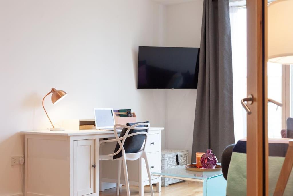 Oxfordshire Living - The Tolkien Apartment - オックスフォード エクステリア 写真